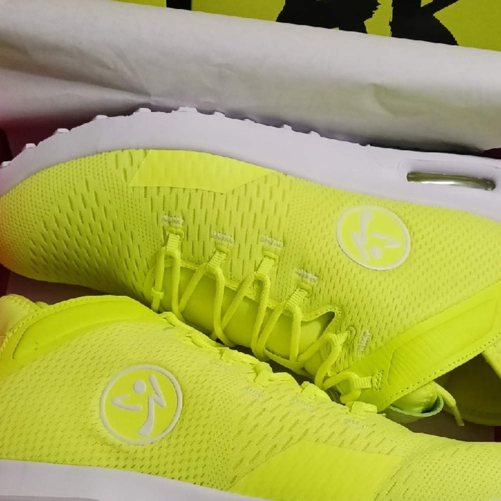 Zumba Fitness Neon Yellow Men’s Athletic Shoes